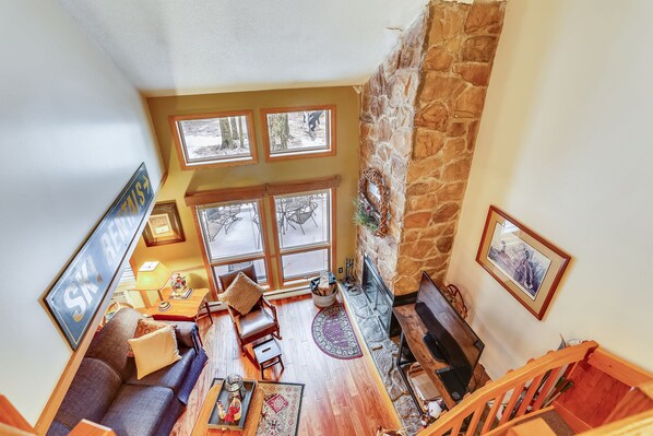 Cheminée, lecteur de DVD