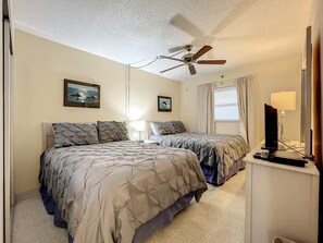 2 bedrooms, iron/ironing board, free WiFi, bed sheets