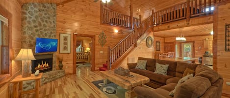 Fernseher, Kamin, DVD-Player, Tischfußball