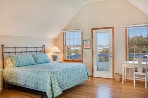 4 habitaciones, tabla de planchar con plancha, cuna de viaje y wifi