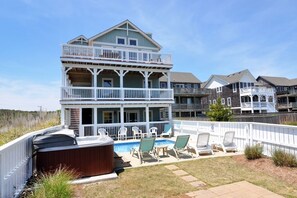 Property grounds - Point Of Views NC: Private Pool, Easy Beach Access (Nags Head)