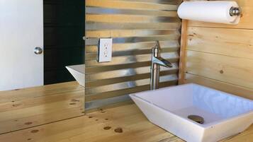 Shower, towels