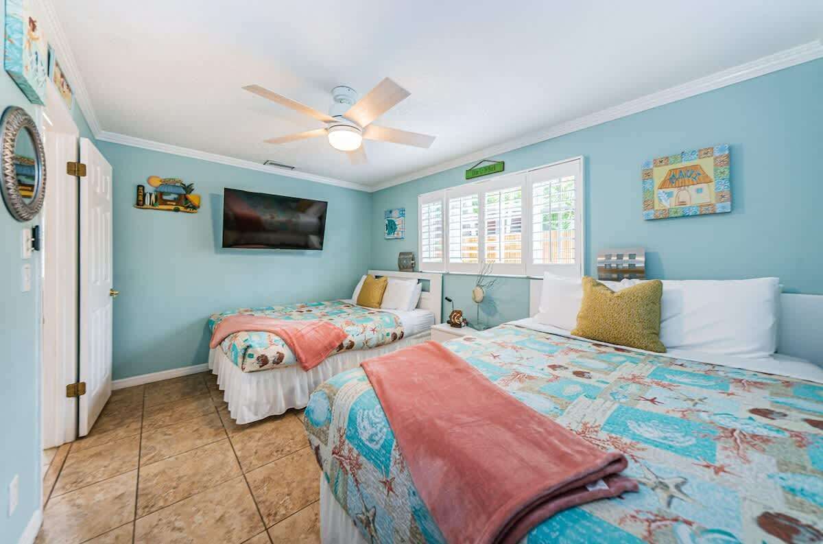 3 habitaciones, tabla de planchar con plancha y wifi gratis 