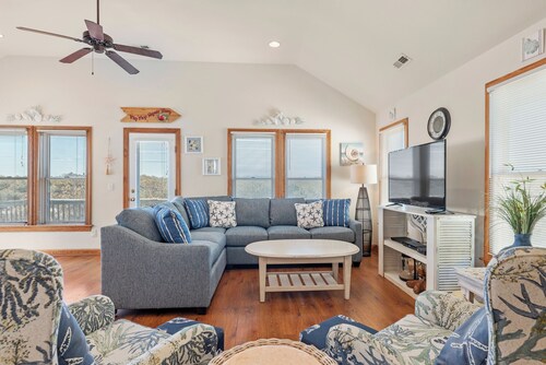 Flip Flop Inn: Semi-oceanfront, Private Pool, Spa