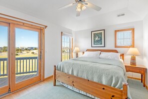 5 soverom, strykejern/-brett, wi-fi og sengetøy