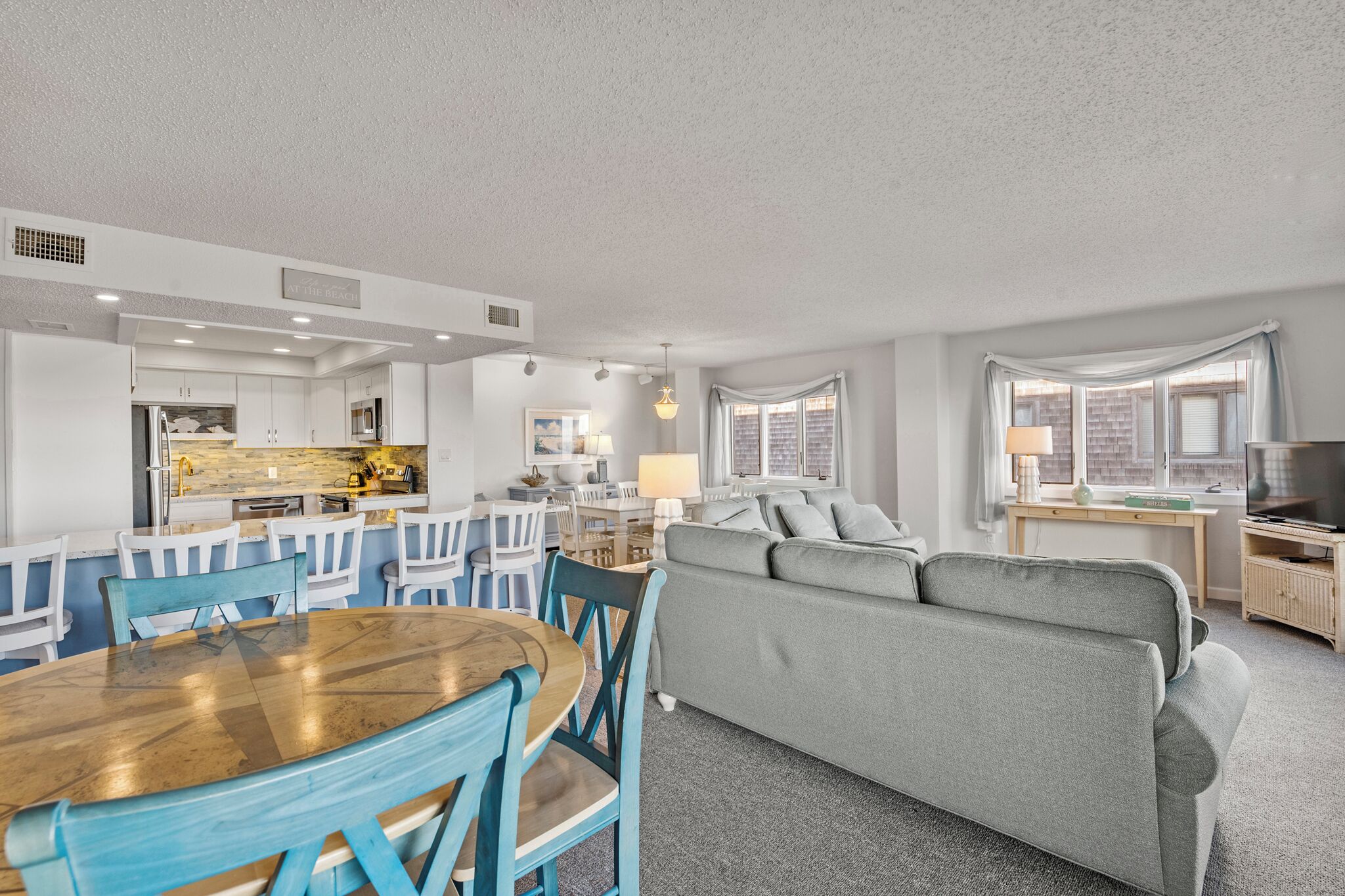 Téléviseur, lecteur de DVD