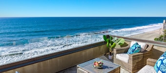 Pet-Friendly Oceanfront Duplex with a Spa C3015-A