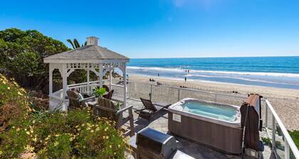 Pet-Friendly Oceanfront Duplex with a Spa C3015-A