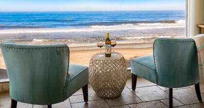 Pet-Friendly Beachfront Duplex with a Spa C3015-B