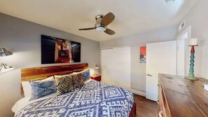 1 bedroom, iron/ironing board, free WiFi, bed sheets