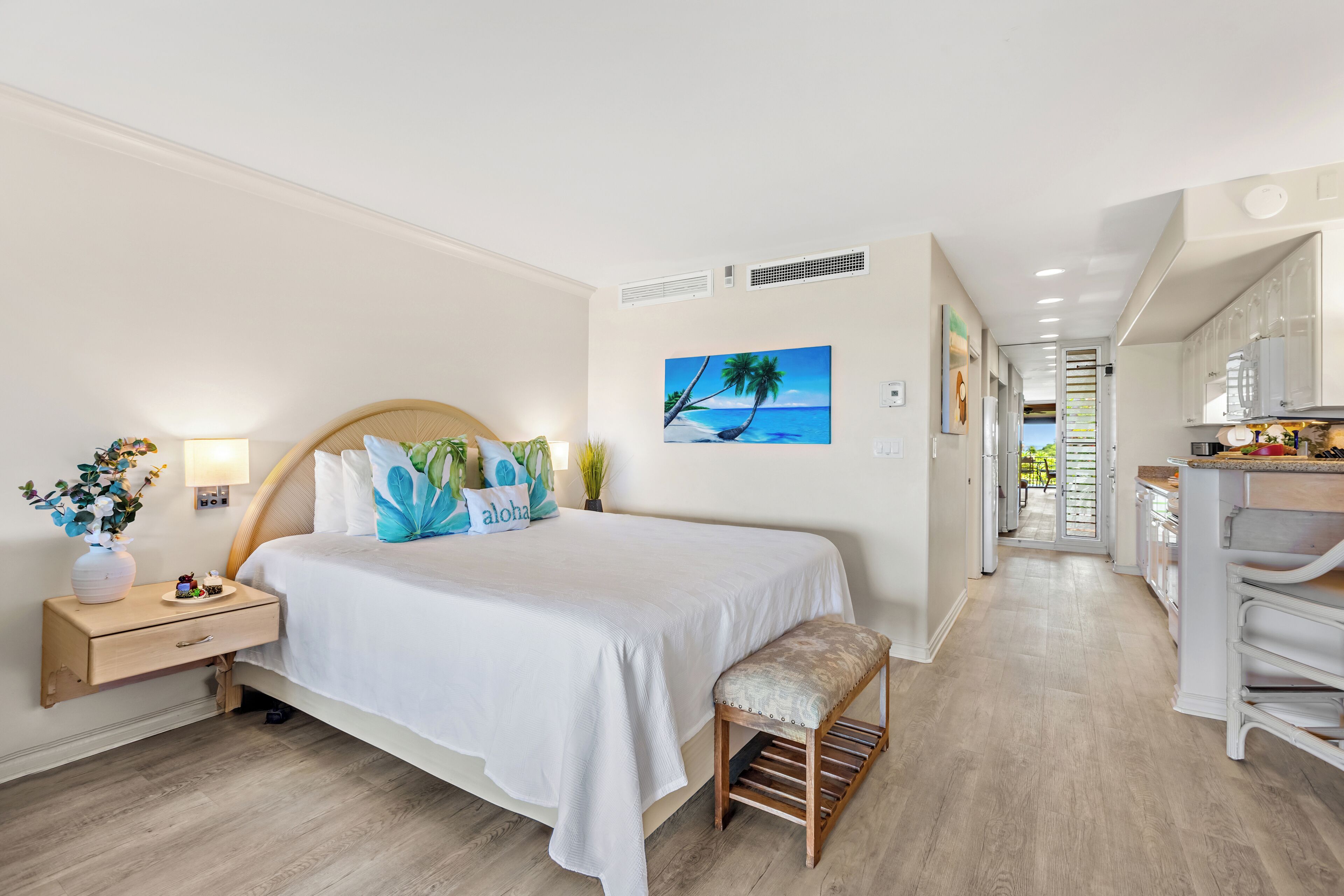 Strykjärn/strykbräda, internet och sängkläder