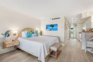 Iron/ironing board, Internet, bed sheets