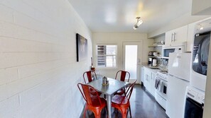 Coffee/tea maker, fridge, microwave, oven - Moab Flats - 3, Escape to Moab! Walking Distance t (Moab)
