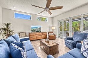 Smart TV - 🌴 Serenity Cottage | Multilevel Home on Siesta Key w/ Private Pool & Spa, Short Walk to Beach! (Siesta Key)