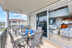 Outdoor dining - Admirals Watch | Ocean Views from Spacious Balconies, Heated Pool, and Steps to Siesta Key Beach (Siesta Key)