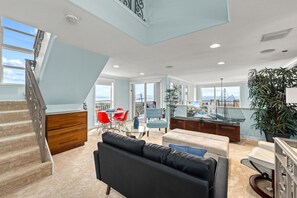 TV - Admirals Watch | Ocean Views from Spacious Balconies, Heated Pool, and Steps to Siesta Key Beach (Siesta Key)