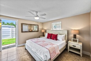 3 bedrooms, iron/ironing board, free WiFi, bed sheets - Casita Morning Star | Pet Friendly Home on Siesta Key, Heated Pool, Walk to Beach & South Village! (Siesta Key)