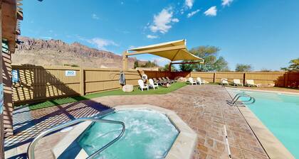 Arches Abode #A3 | 3 Bed, 2 Bath