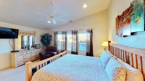 3 bedrooms, iron/ironing board, WiFi (free), bed sheets - Arches Abode - A3, 3 Bedroom Condo, Private Hot Tub (Moab)