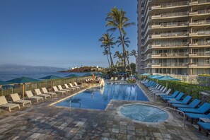 A heated pool - Aston Whaler at Kaanapali 514: Completely Renovated 5th Fl Ocean View Studio (Lahaina)
