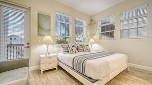 4 slaapkamers, een strijkplank/strijkijzer, gratis wifi, beddengoed