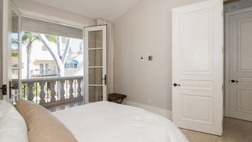 1 soverom, lydisolert, strykejern/-brett og wi-fi (inkludert)