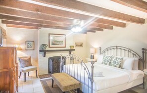 1 makuuhuone, työpöytä, silitysrauta/-lauta, ilmainen Wi-Fi