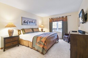 2 slaapkamers, een strijkplank/strijkijzer, gratis wifi, beddengoed