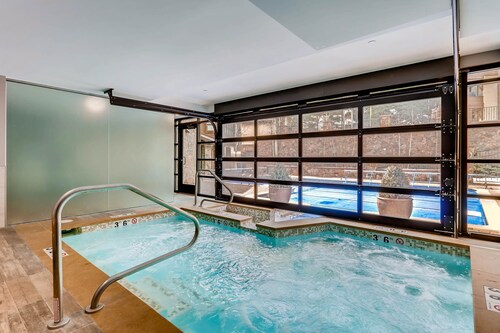 Northwoods Juniper 205, 3BD Condo: 3 mh / 3 BA huoneisto Vail, vuodepaikkoja 8
