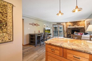 Interior - Remodeled Vail Mountain 1BD 2BA Condo, W309 (Vail)