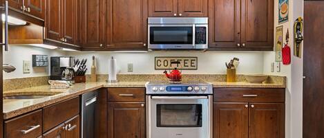 Fridge, microwave, oven, stovetop