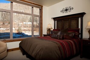 3 chambres, accès au Wi-Fi (inclus), literie fournie