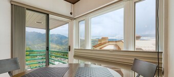 Updated Ski in/Ski Out Studio - Great Views - Deck - Affordable