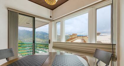 Updated Ski in/Ski Out Studio - Great Views - Deck - Affordable