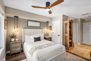 1 Schlafzimmer, Schreibtisch, Bügeleisen/Bügelbrett, kostenloses WLAN