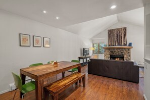 Dining - 252 McCloud Upper level unit (Incline Village)