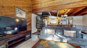 Smart TV, fireplace, DVD player