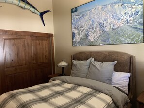 3 多间卧室、免费 WiFi、床单