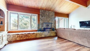 Smart TV, DVD player