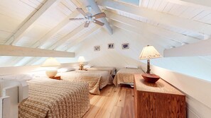 3 bedrooms, iron/ironing board, free WiFi, bed sheets