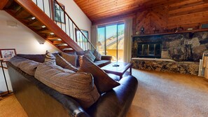 Fireplace, DVD player