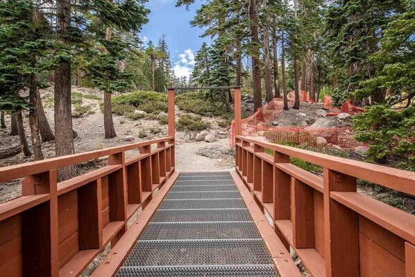 Enceinte de l’hébergement