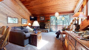 تلفزيون ذكي، مدفأة، مشغل دي في دي