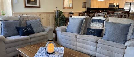 TV, fireplace, DVD player