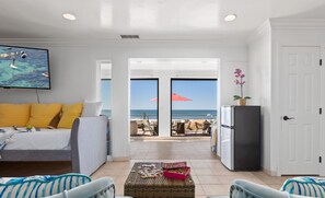 10 室のベッドルーム、アイロン / アイロン台、WiFi、ベッドシーツ