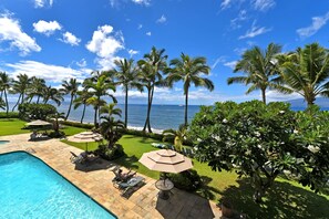 Ocean front pool area - Sweeping Mountain Views from Lahaina Shores Studio ~ Sleeps 2 (Lahaina)