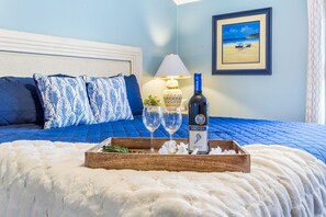 4 室のベッドルーム、アイロン / アイロン台、WiFi (無料)、ベッドシーツ