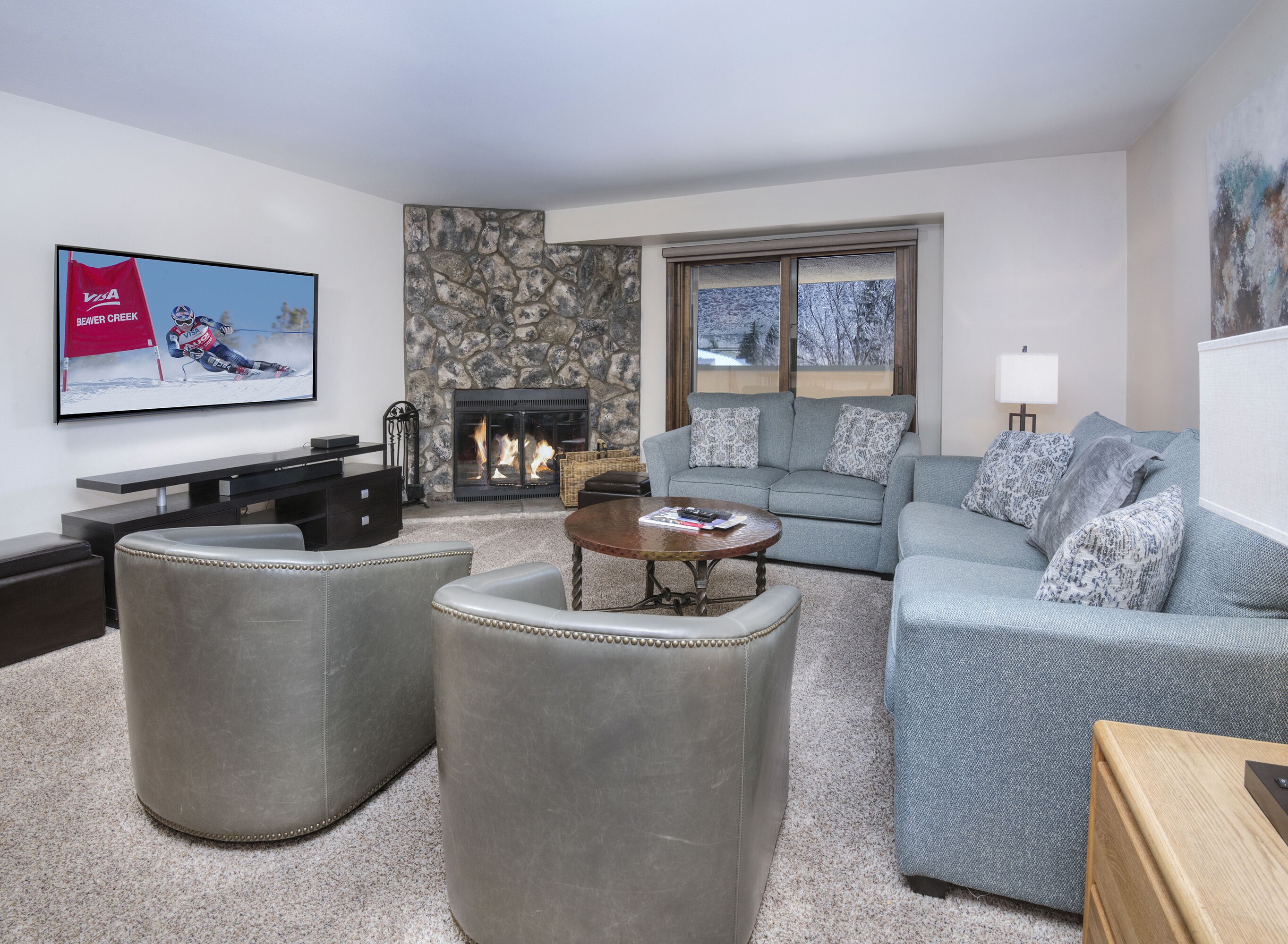 TV, fireplace, DVD player