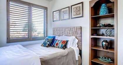 Vineyard Views + Jetted Tub | Paso Robles Wine Country | Solitude I