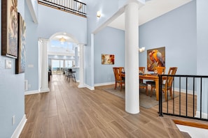 Dining - Treasure Island Villa | Beachfront | Private Pool (Treasure Island)